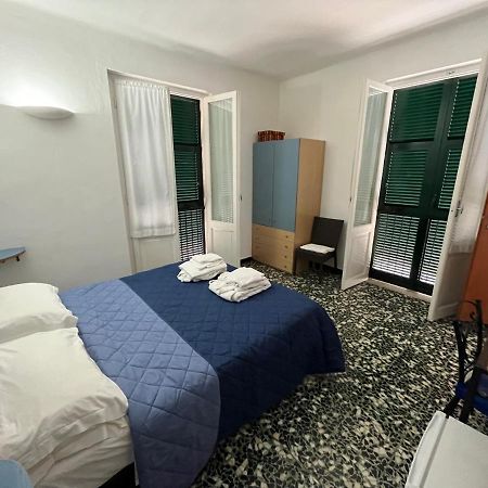 Yolo Rooms Bonassola Bagian luar foto