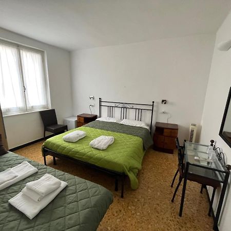 Yolo Rooms Bonassola Bagian luar foto