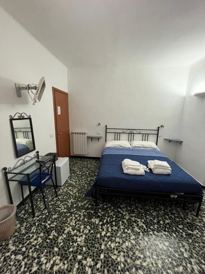 Yolo Rooms Bonassola Bagian luar foto