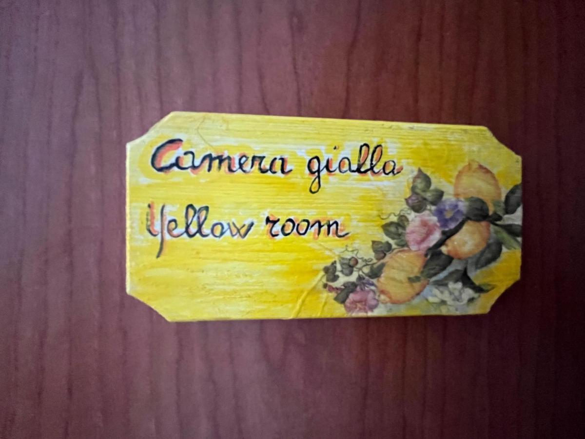 Yolo Rooms Bonassola Bagian luar foto
