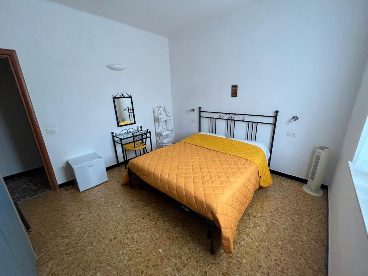 Yolo Rooms Bonassola Bagian luar foto