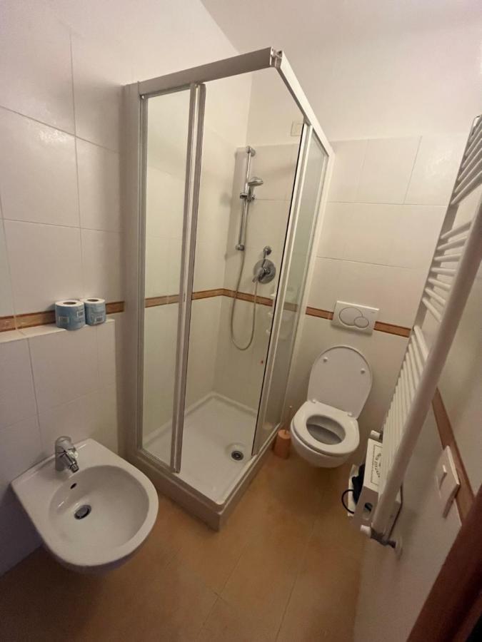 Yolo Rooms Bonassola Bagian luar foto